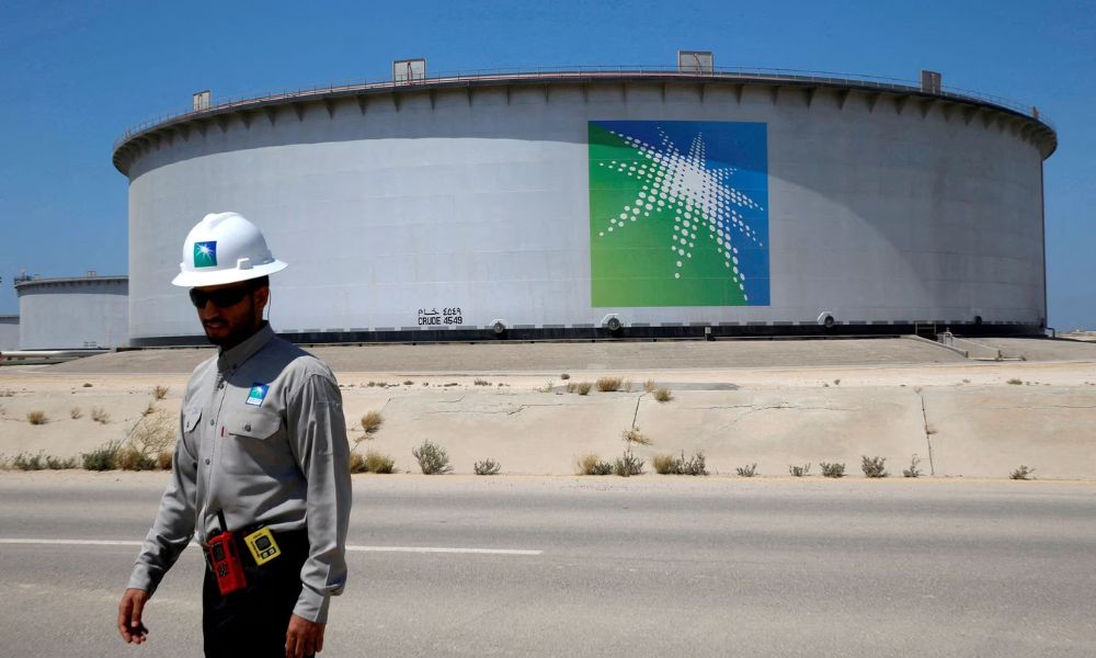 Oil cut extension raises risk of Saudi economic contraction this year